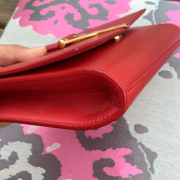 YVES SAINT LAURENT GO OUT CLUTCH🌹🌹🌹 - Picture 11 of 16
